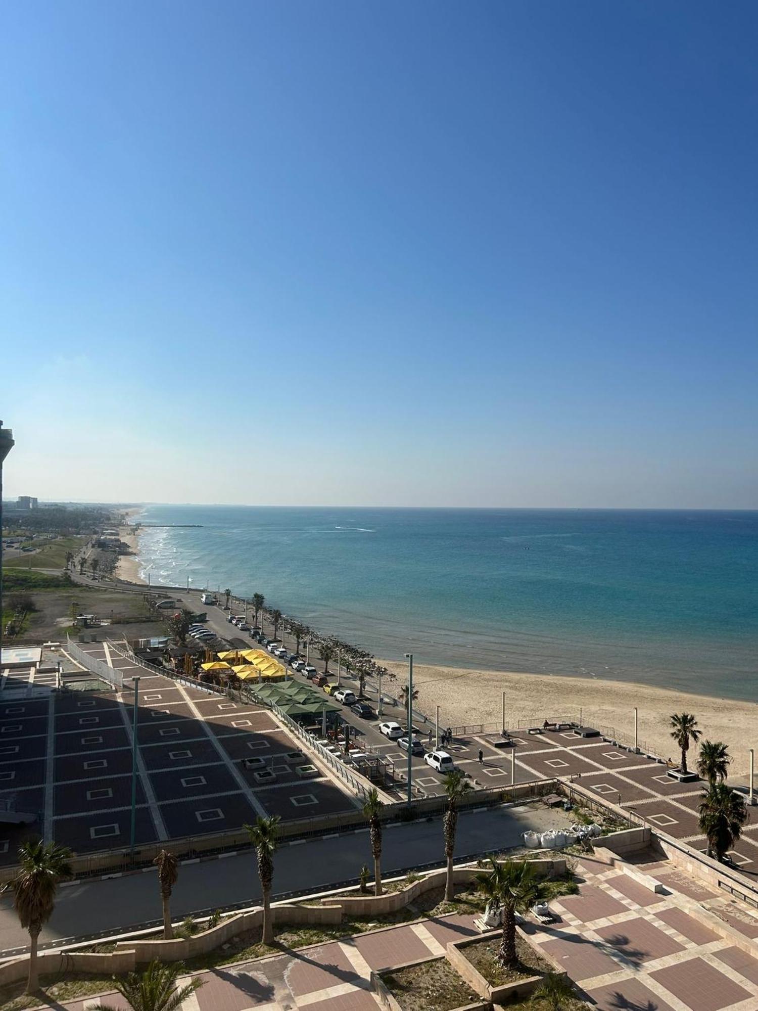 Haifa Almog Tower- "Blue Reef" Suite On The Sea Екстериор снимка